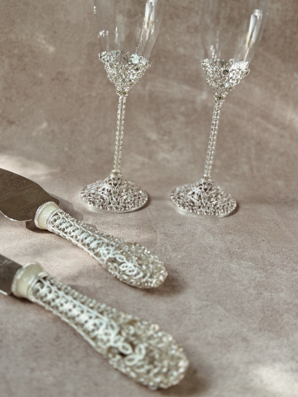 Set EBSET82 copas pala y cuchillo en chapa de plata con incrustación de cristal austriaco
Brindis Boda