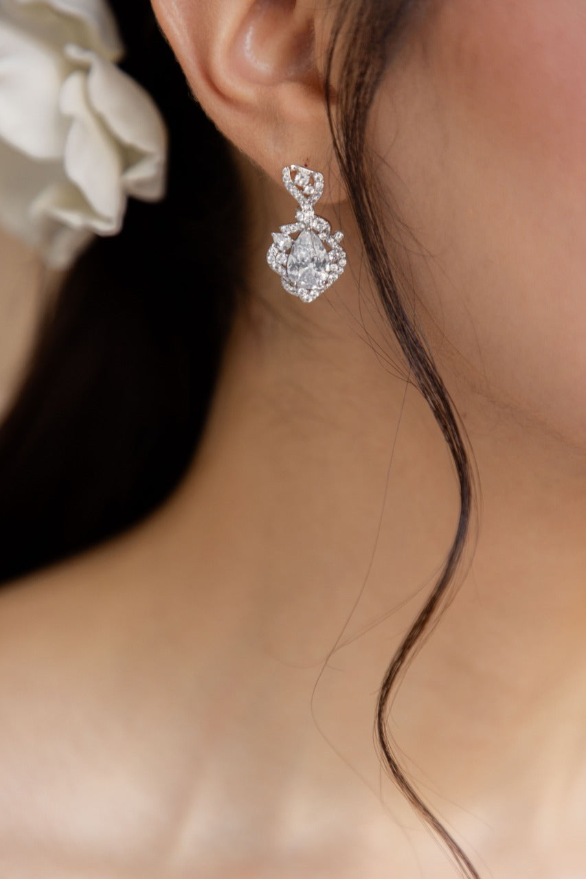 ARETES ER8476