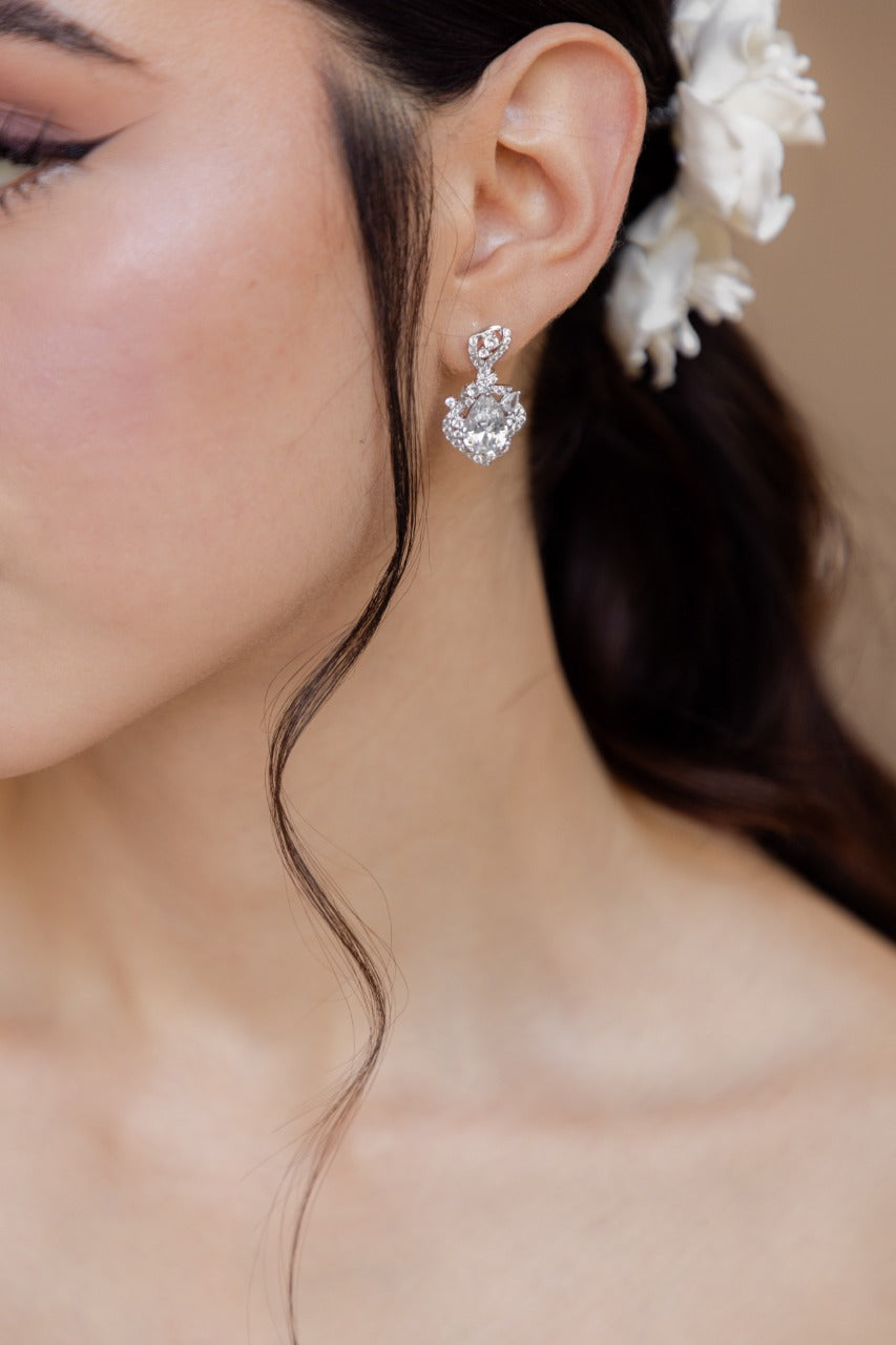 ARETES ER8476