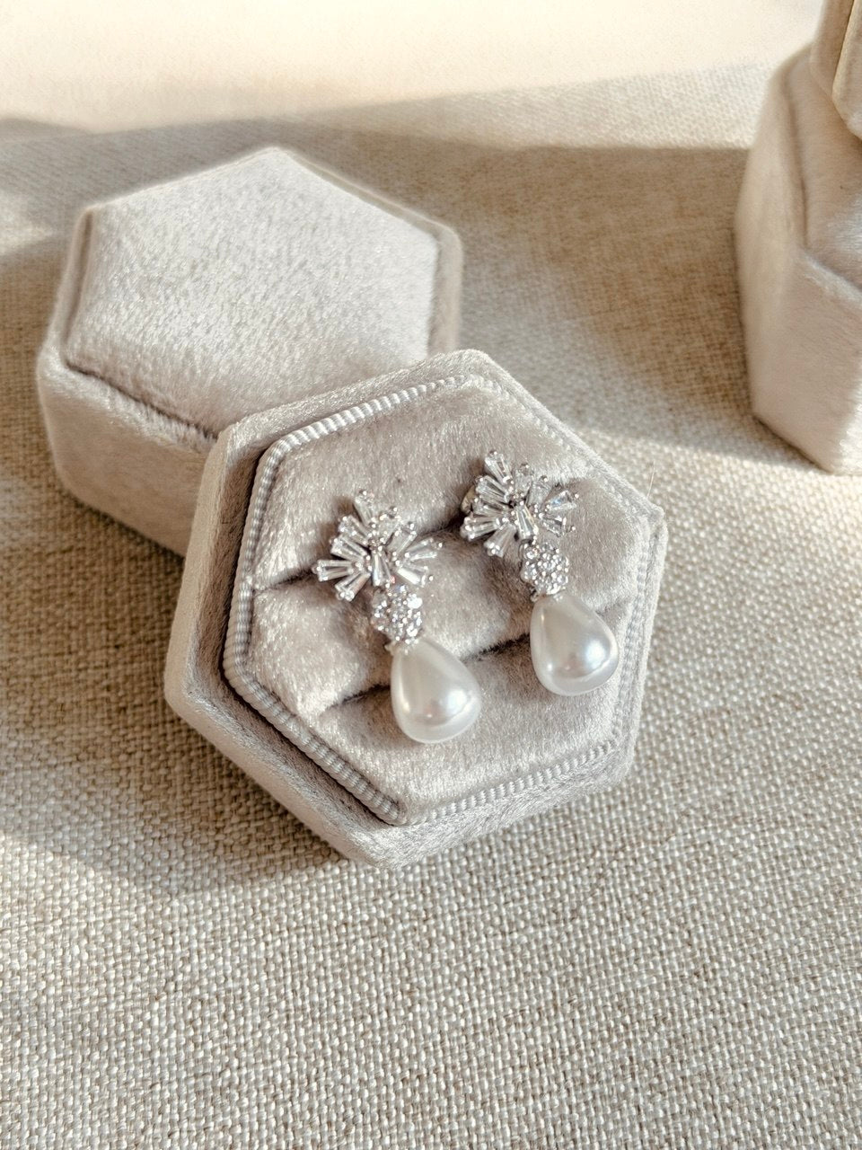 ARETES ER38