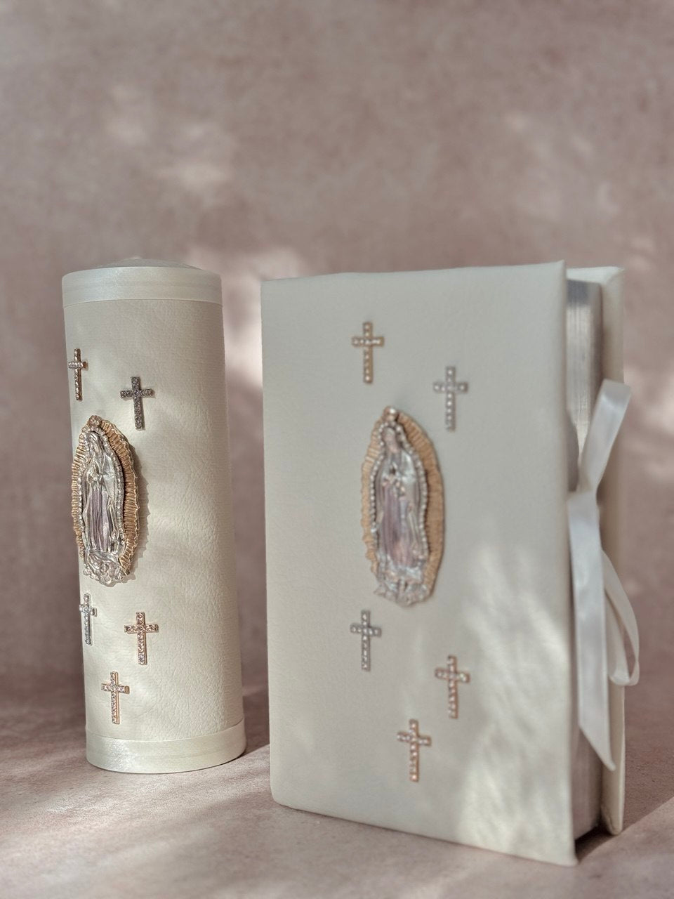 Biblia & Cirio Guadalupana