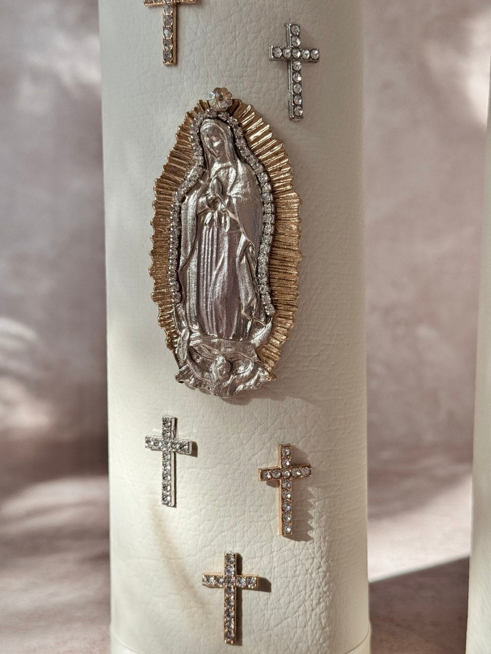 Biblia & Cirio Guadalupana