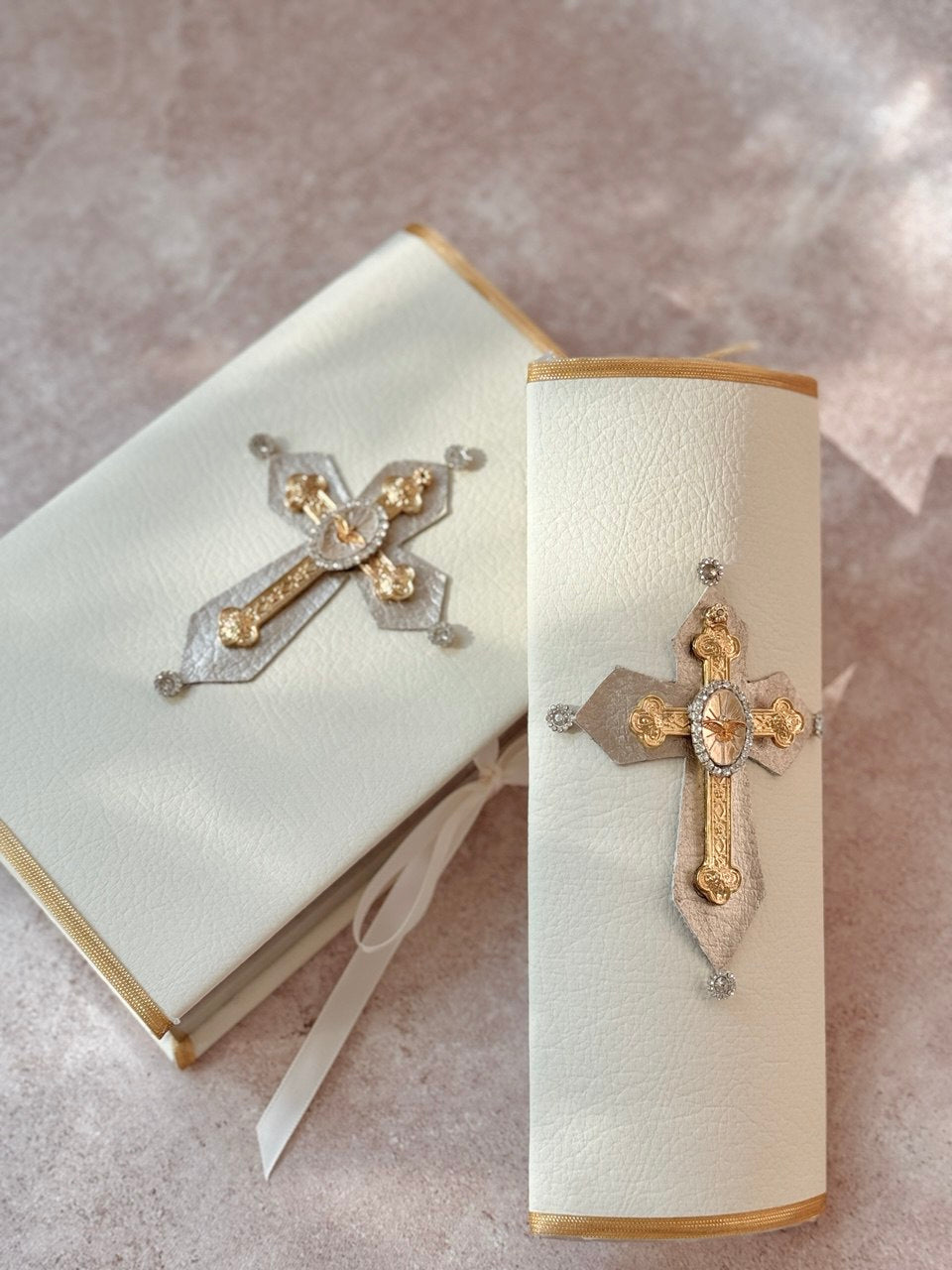 Biblia & Cirio Espíritu Santo