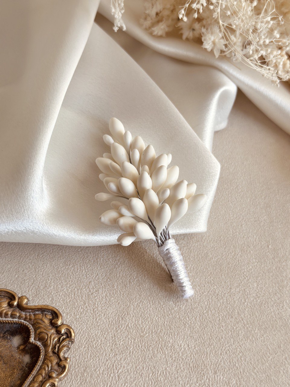 boutonniere semcillo azahares ivory  novio