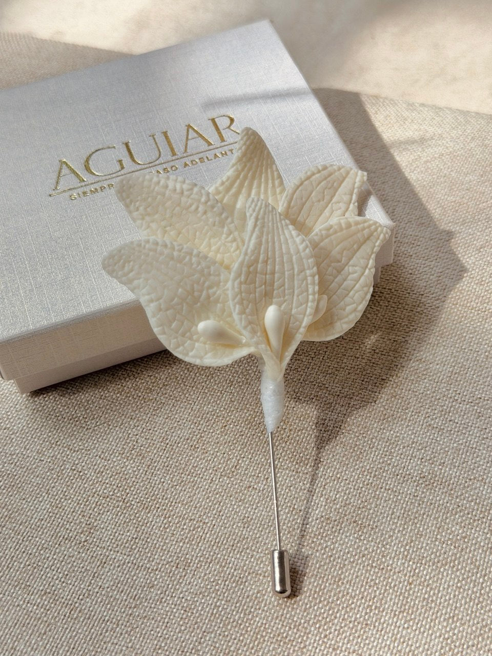 BOUTONNIERE ALHENA 2
