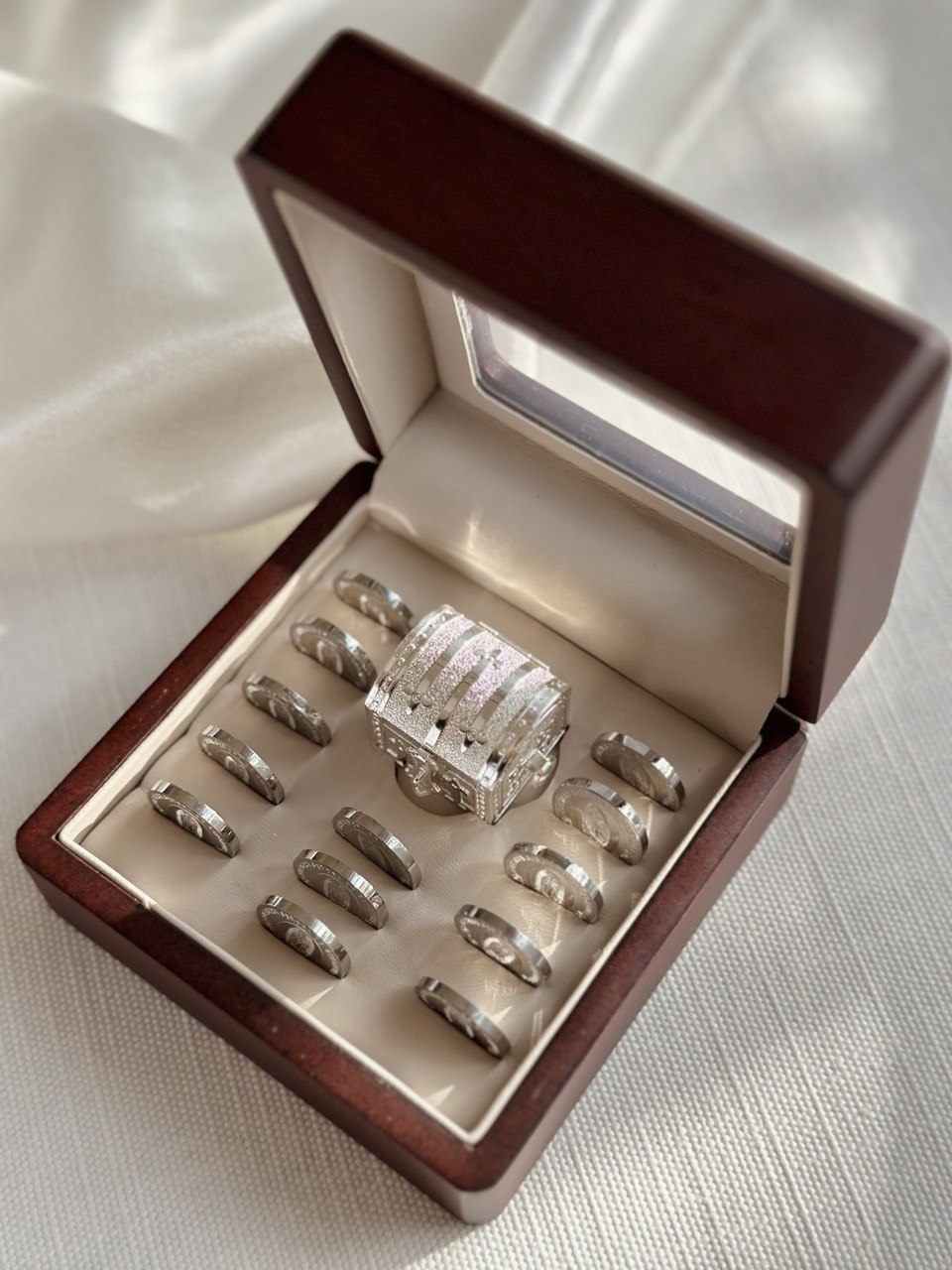 Set Nogal Circonia Virgen Arras
Articulos Religiosos Boda