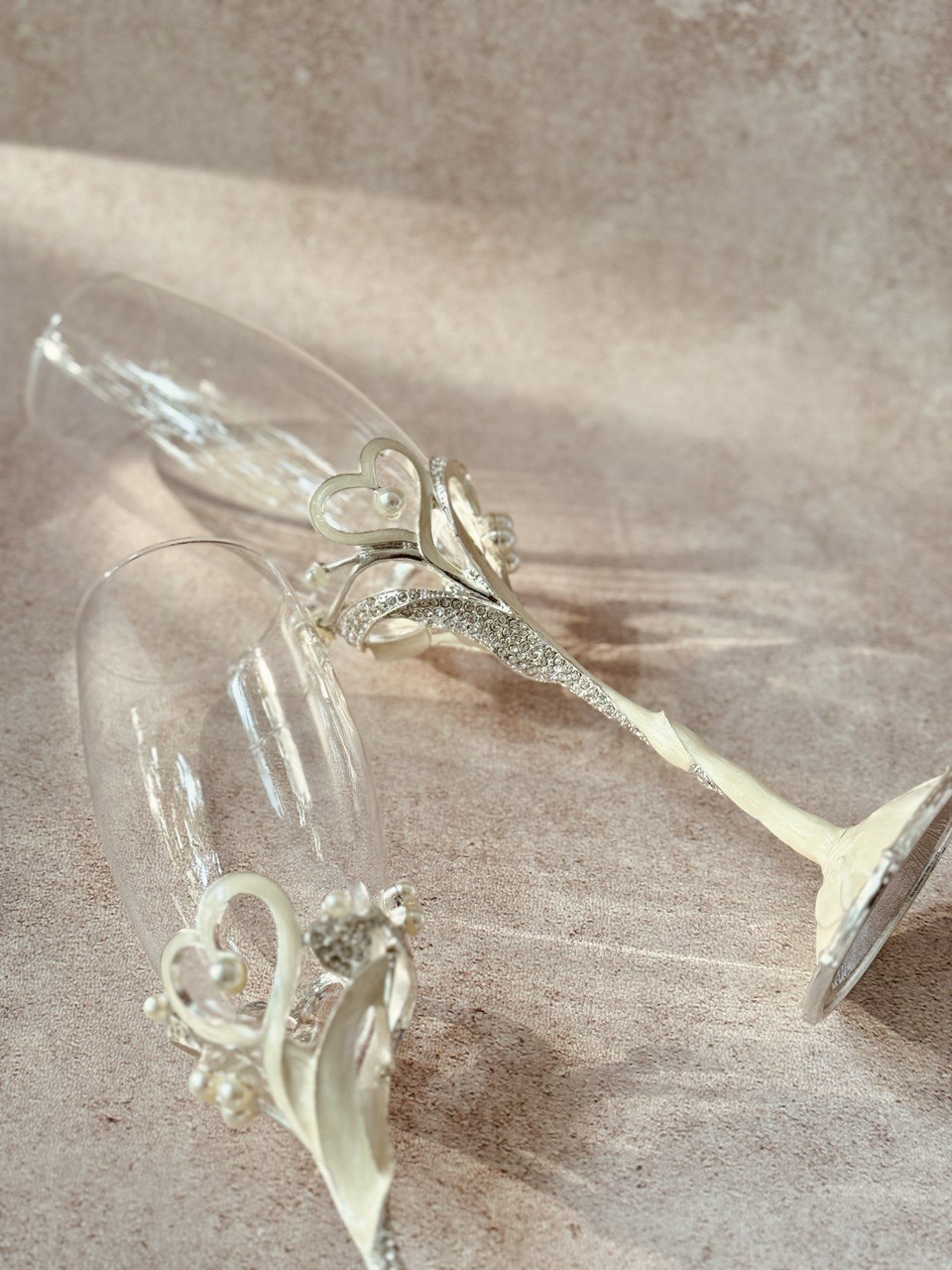 copas EBCP15 para brindis de novios con decoración de corazones con incrustaciones de cristal austriaco 