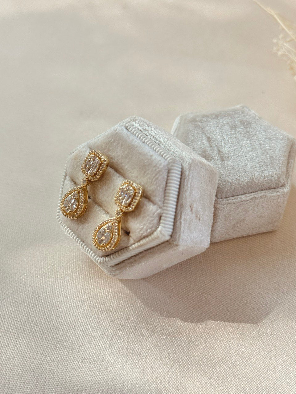 ARETES ER297