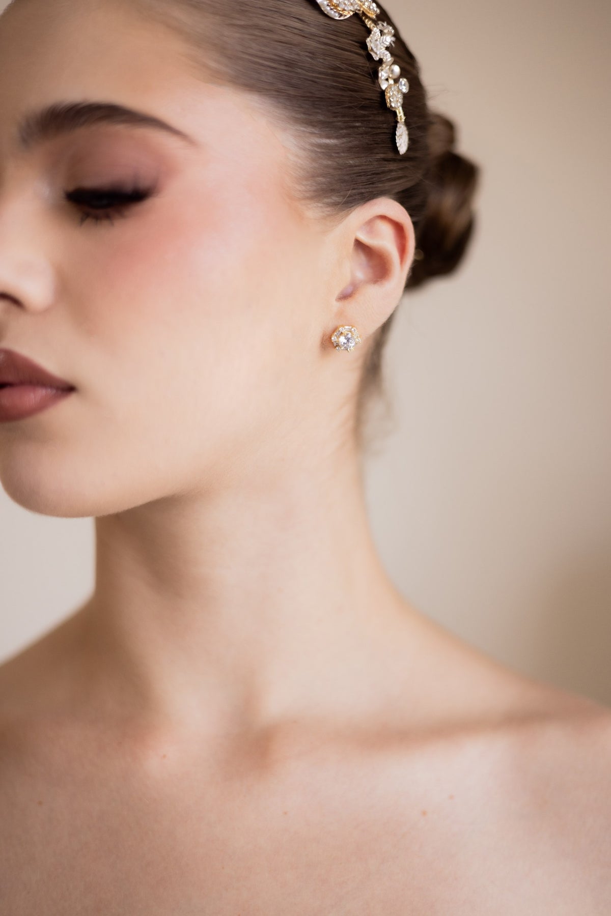 ARETES ER8308