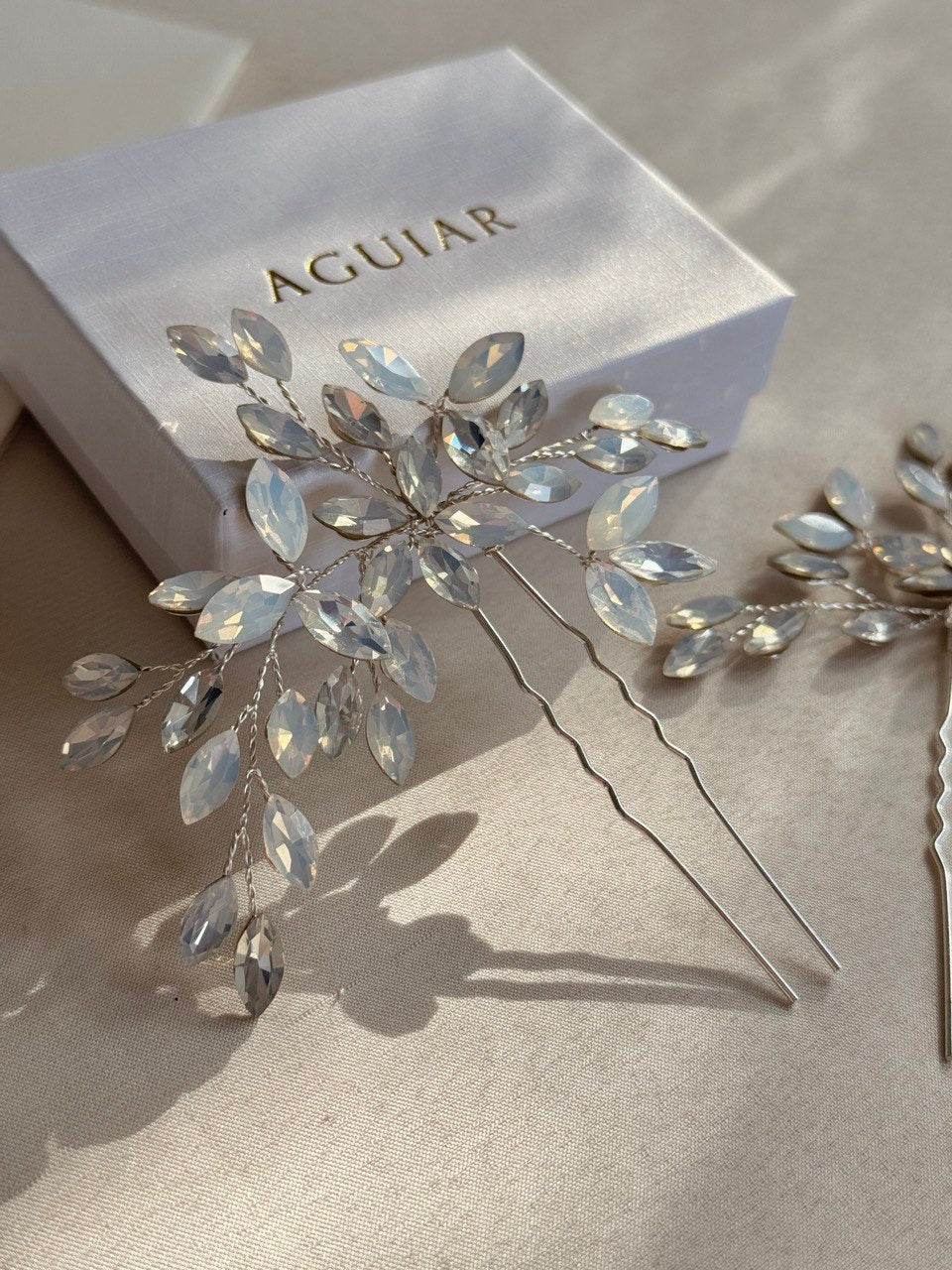 set de horquillas c1432 con incrustación de  cristal opalo bridal
hairstyle headband 