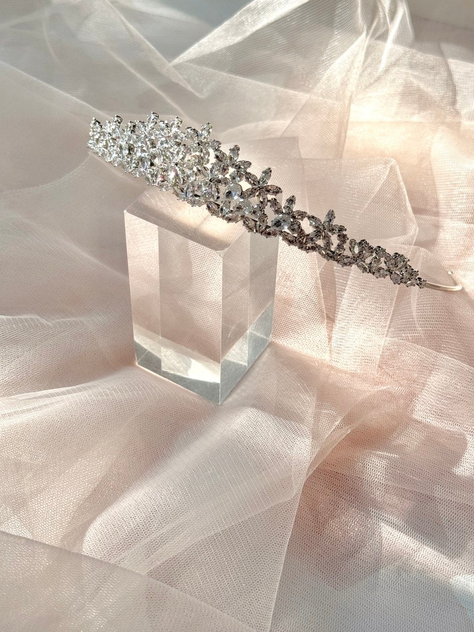 TIARA BH04-15