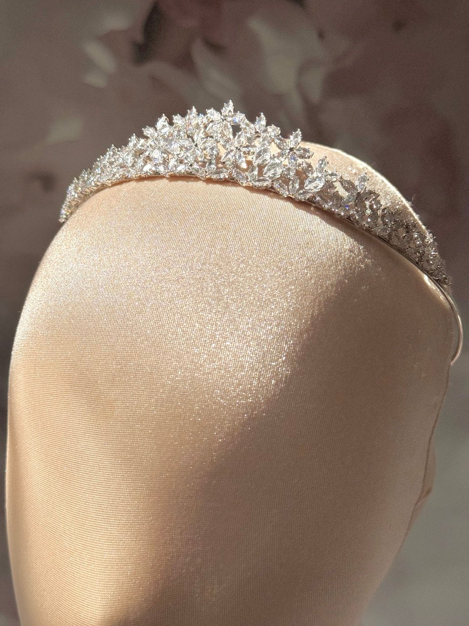 TIARA BH04-15