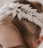 diadema armida ivoryelaborada con  pasta francesa e incrustación de cristal austriaco bridal hairstyle bridal headband 