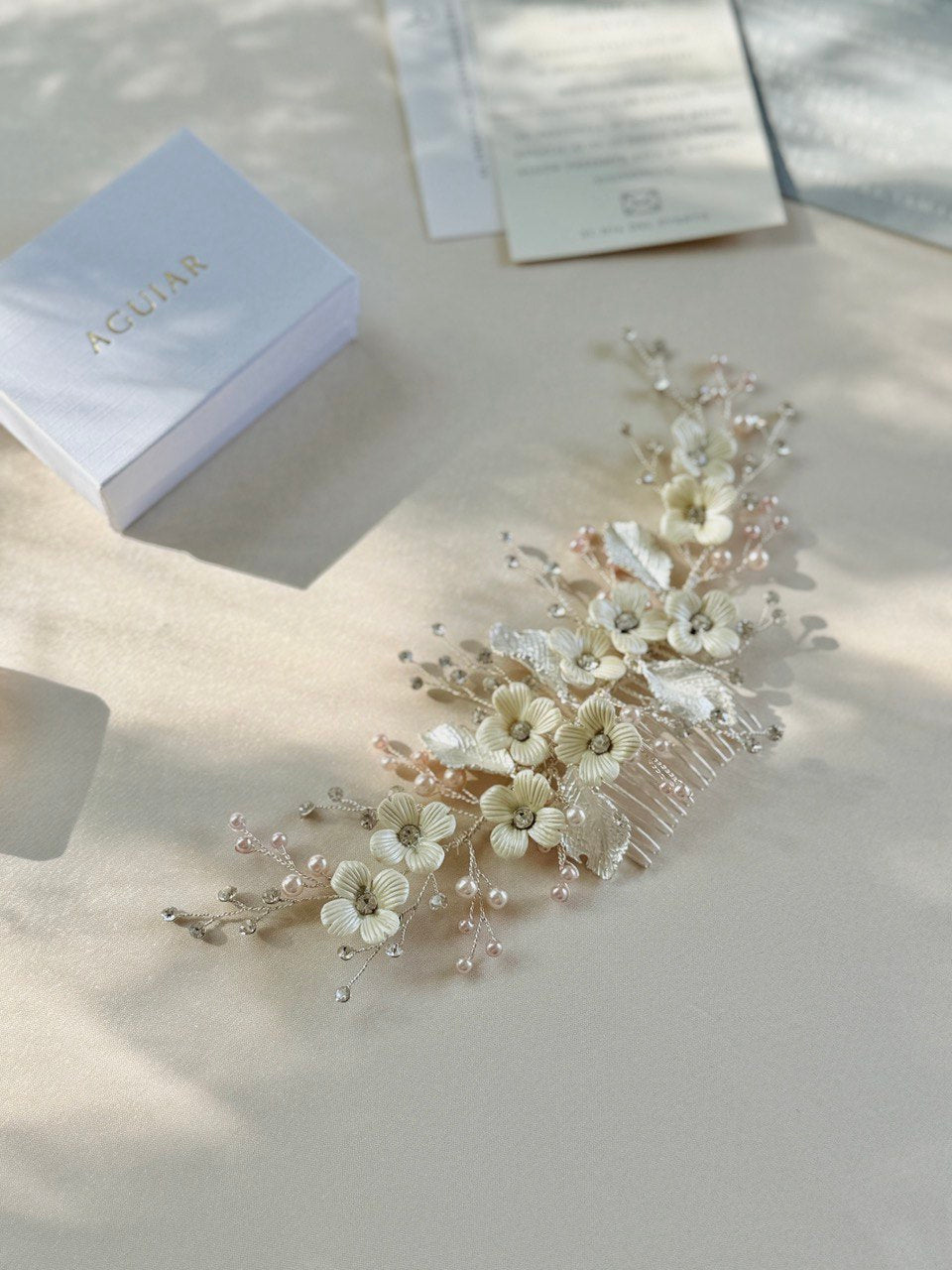 peineta S8263 tocado de novia boho 
bridal hairstye bridal headband 