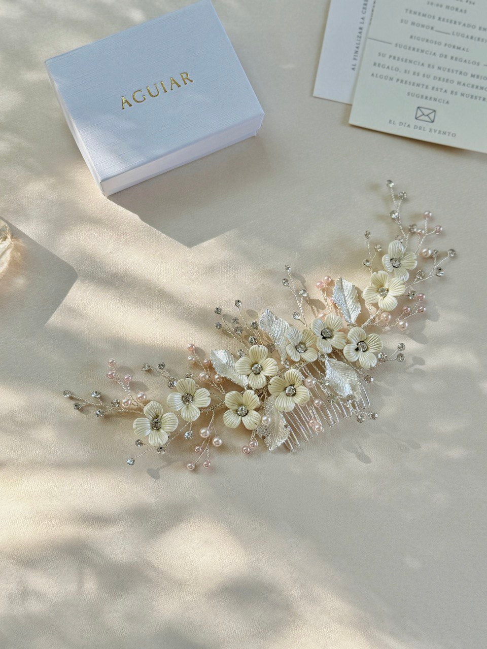 peineta S8263 tocado de novia boho 
bridal hairstye bridal headband 