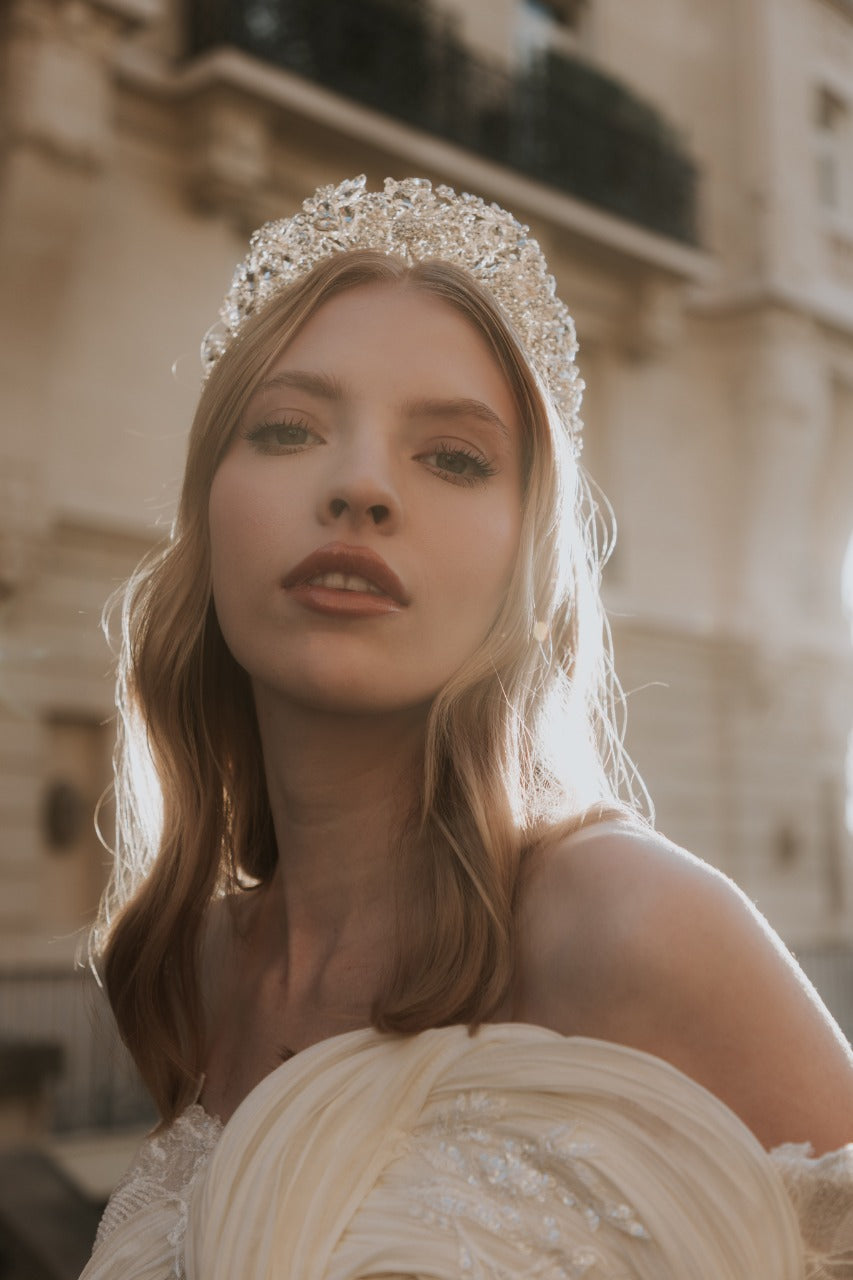 TIARA MA04
