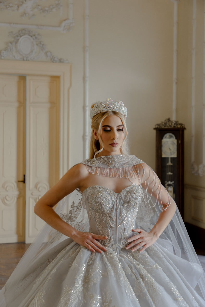 corona de quinceanos con cristal austriaco en tono tornasol 