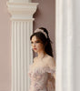 tiara de quinceanera con cristales en tonos rosas
