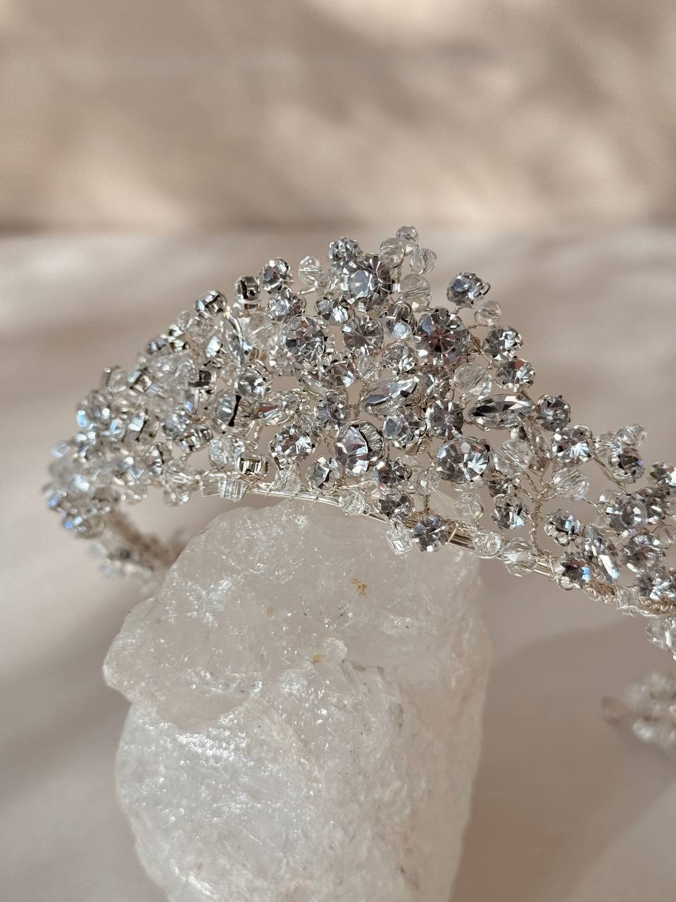 TIARA NM08