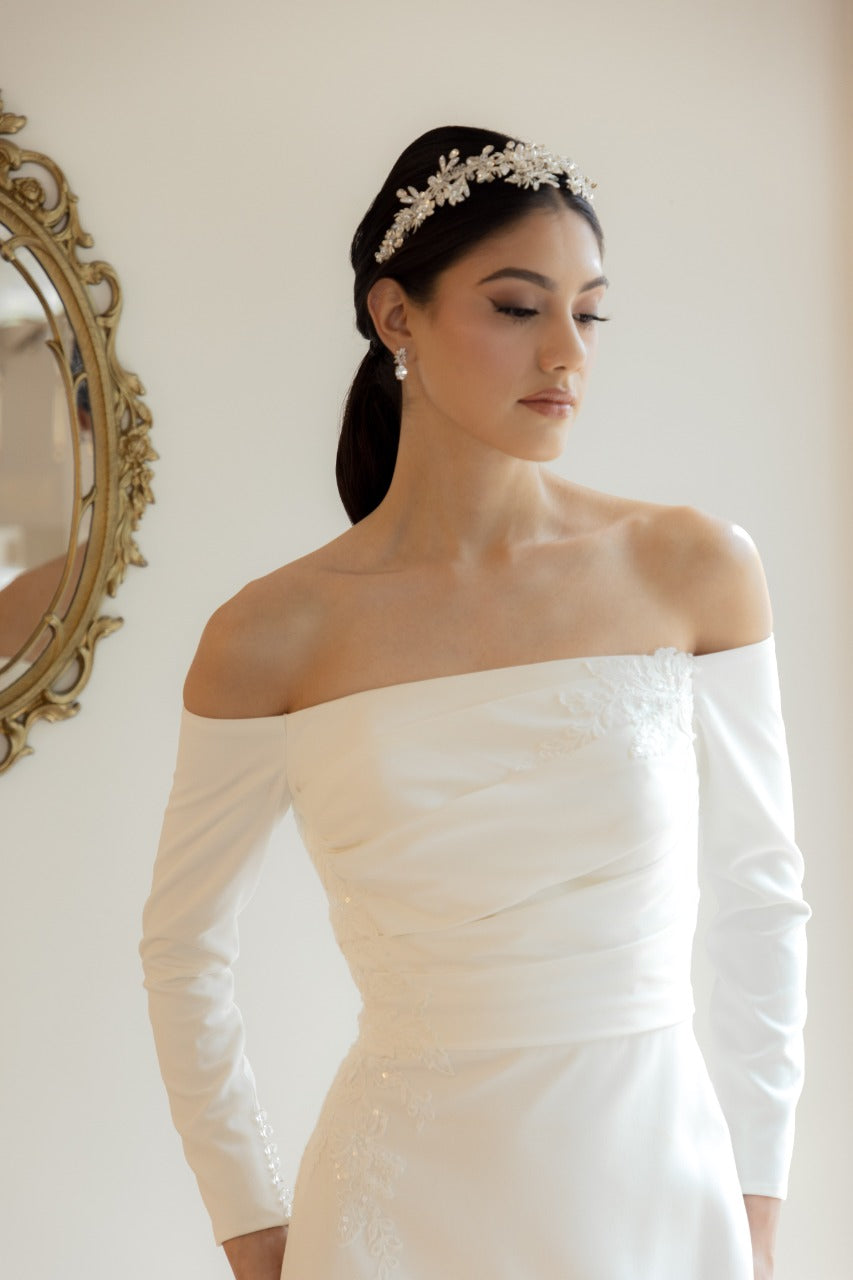 TIARA G4220