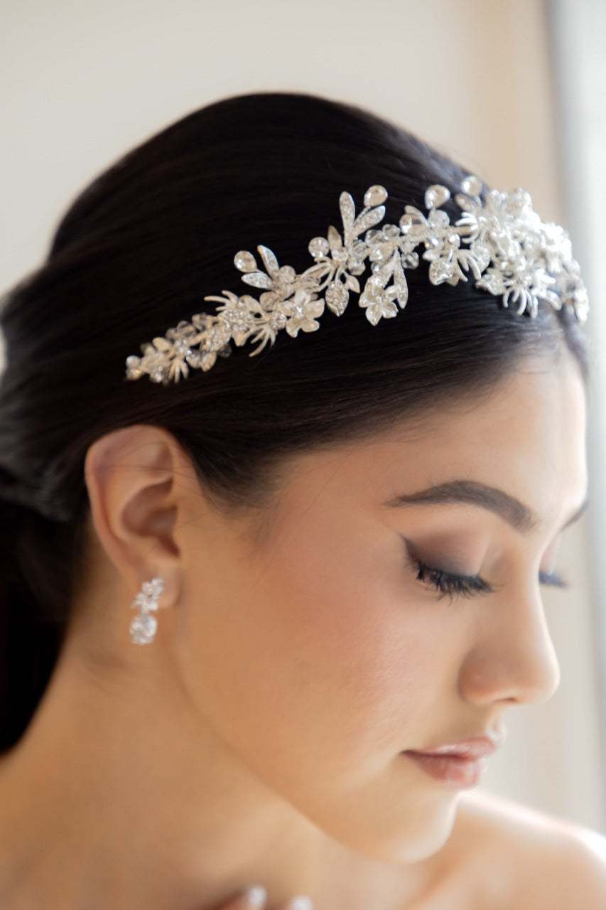 TIARA G4220