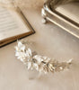 diadema armida ivoryelaborada con  pasta francesa e incrustación de cristal austriaco bridal hairstyle bridal headband 