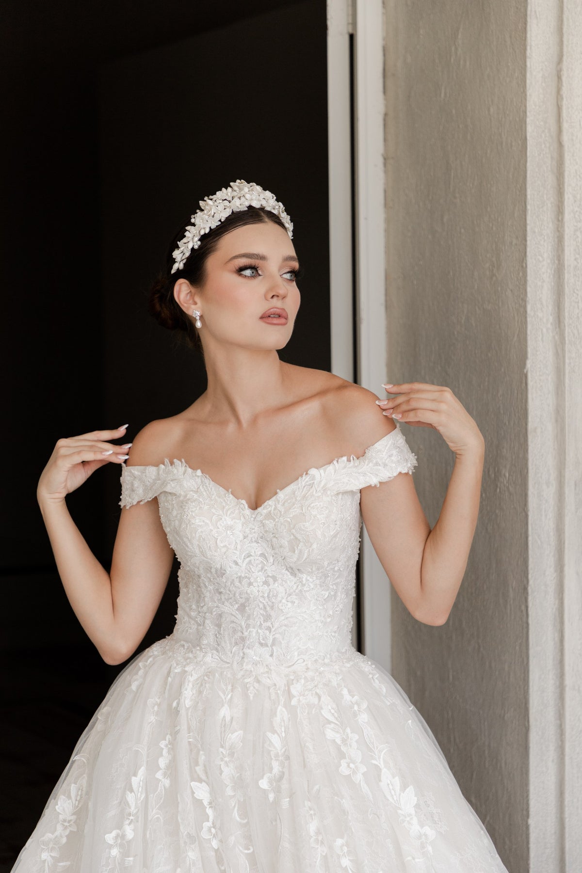 TIARA ARTEMISA