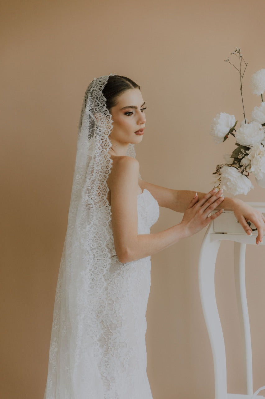MANTILLA 8035
