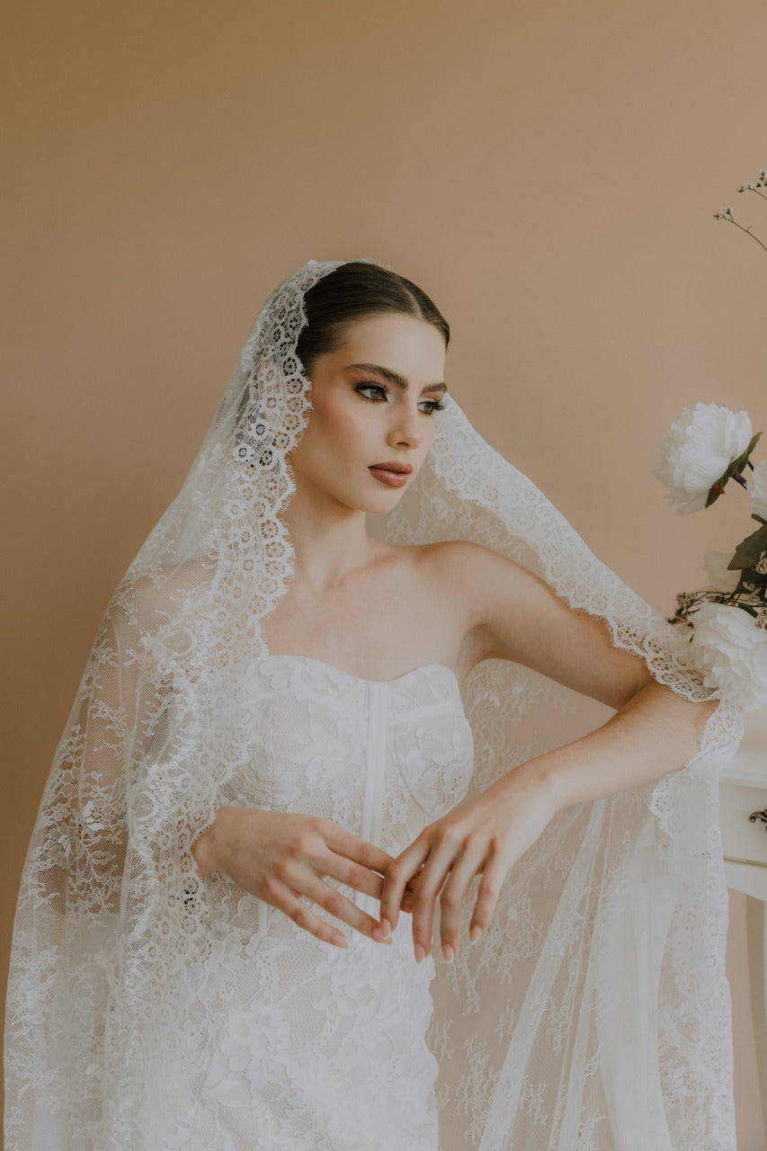 MANTILLA 8035