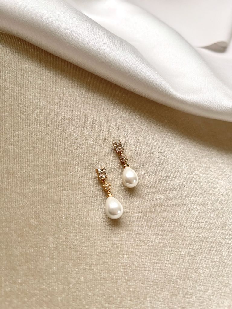 arete de novia con perla ARETES ZE70