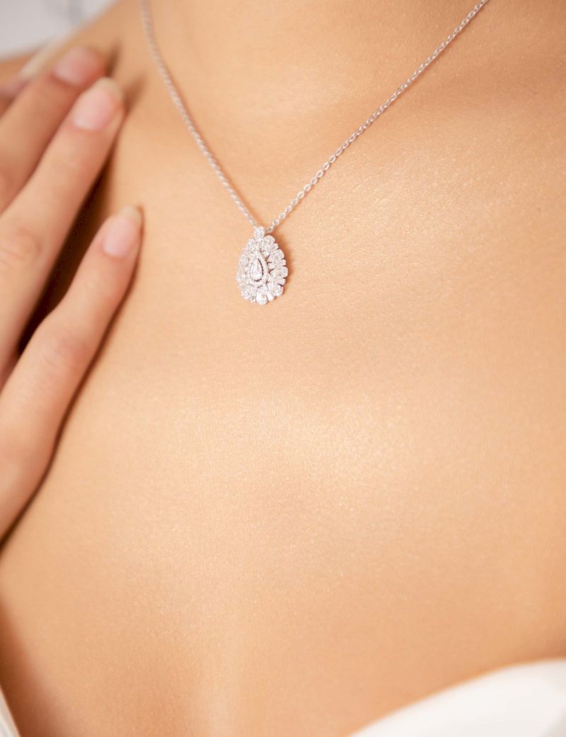 arete con dije y cristal JUEGO ER194