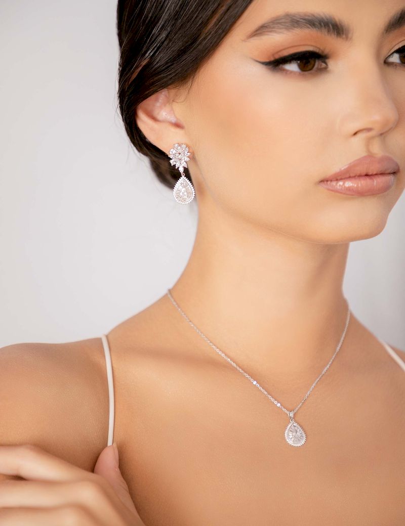 Aretes y Collar de Novia con Cristal Austriaco Baño Oro, Plata, Oro Rosa