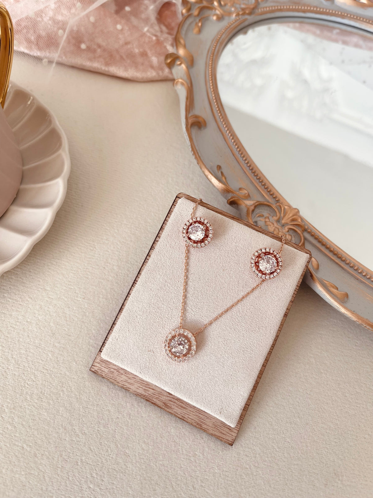 arete con dije y cristal JUEGO NE70