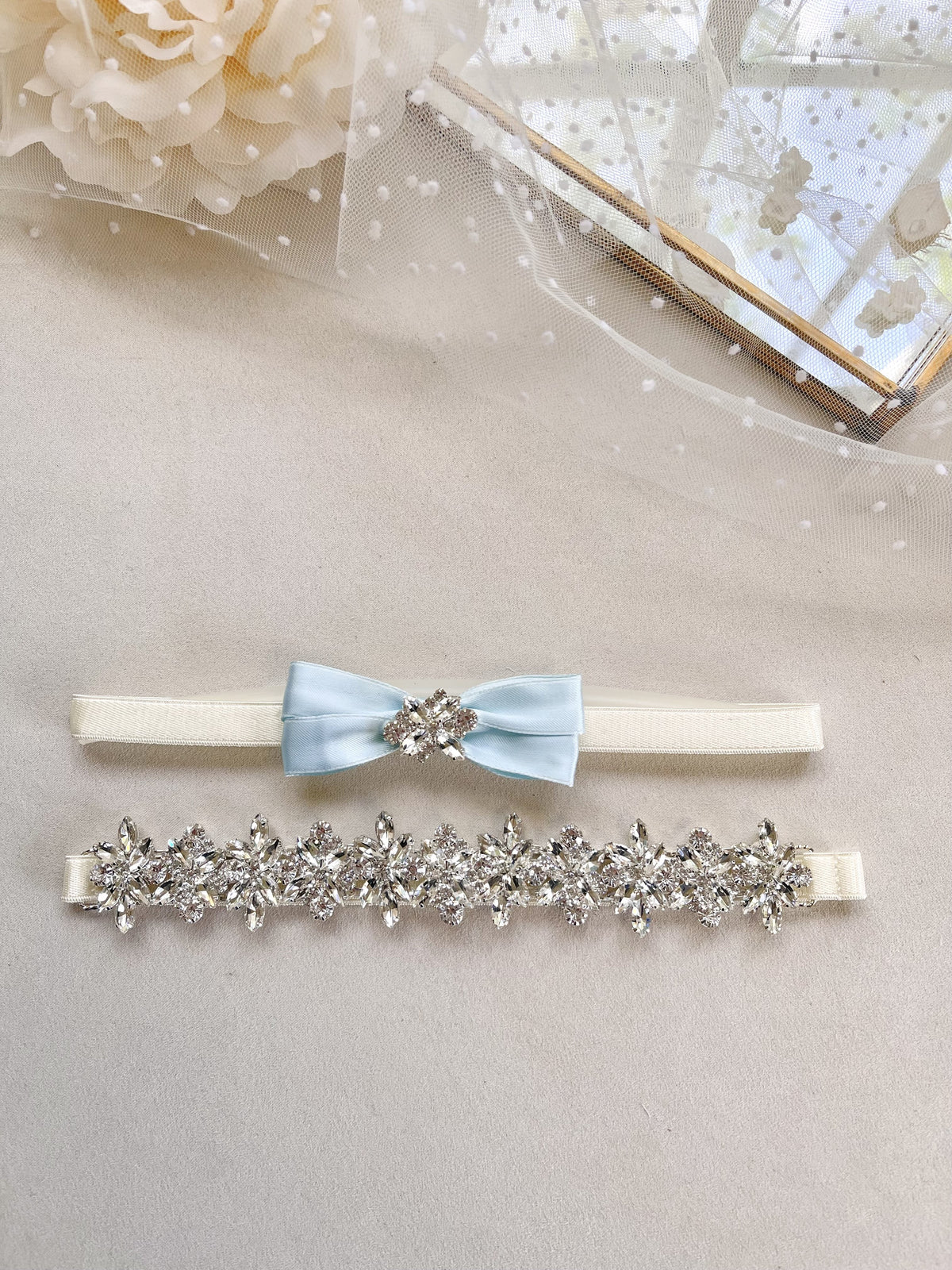 Liga de novia de pedrería Stardust azul cielo