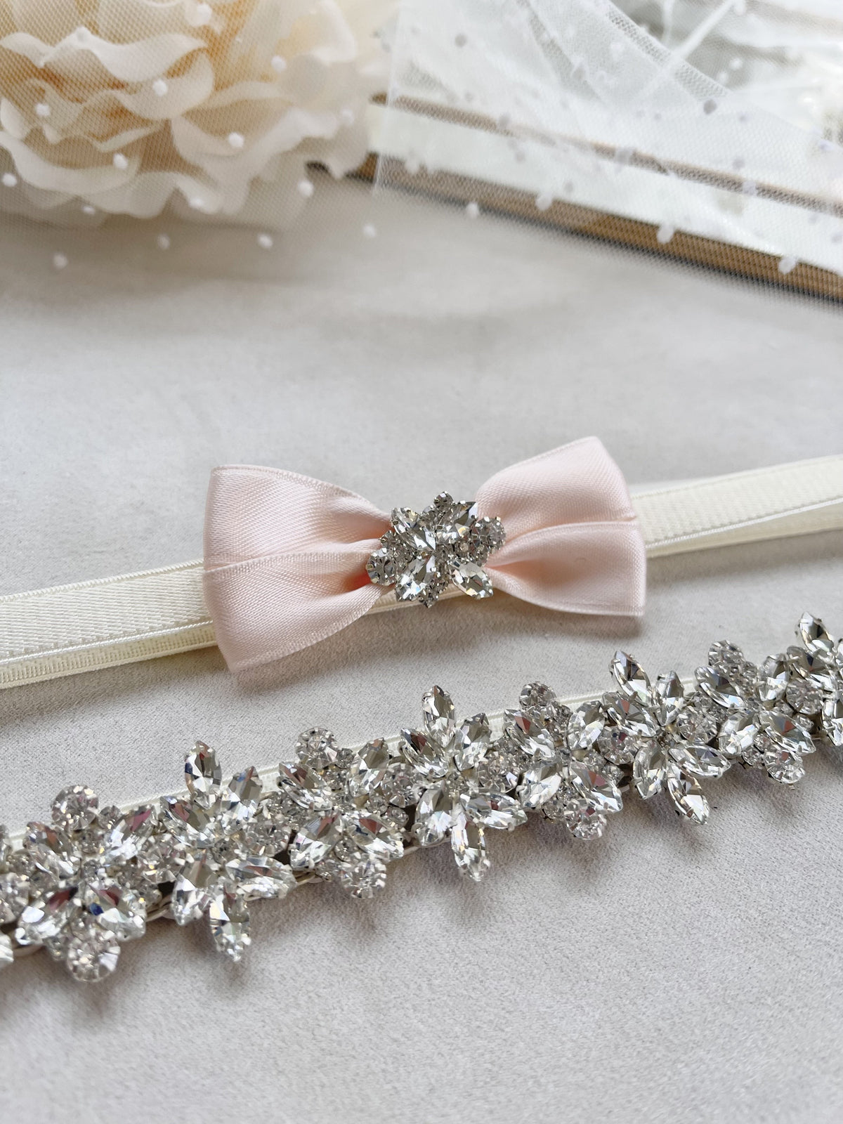 Liga de novia de pedrería Stardust rosa