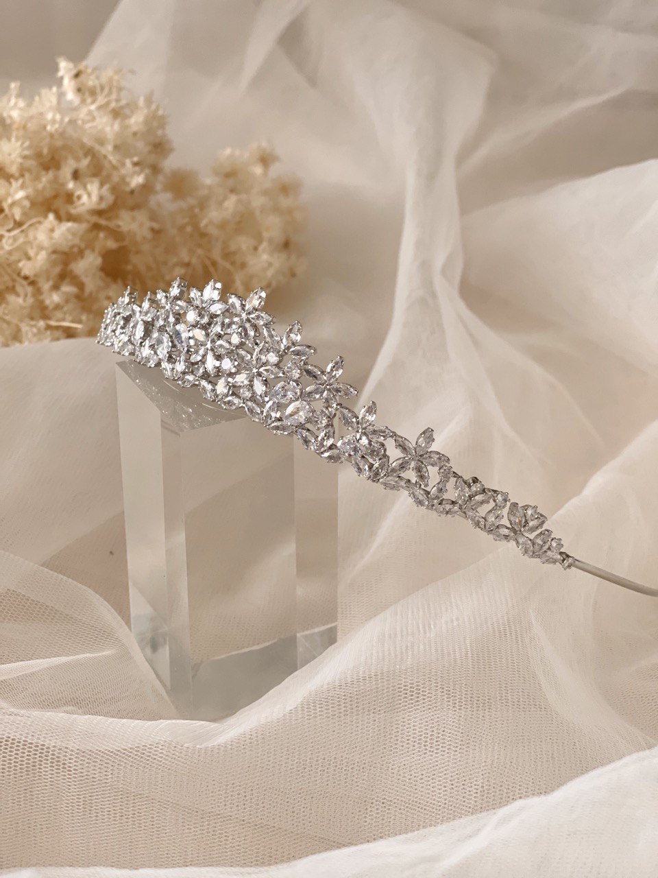 TIARA BH04