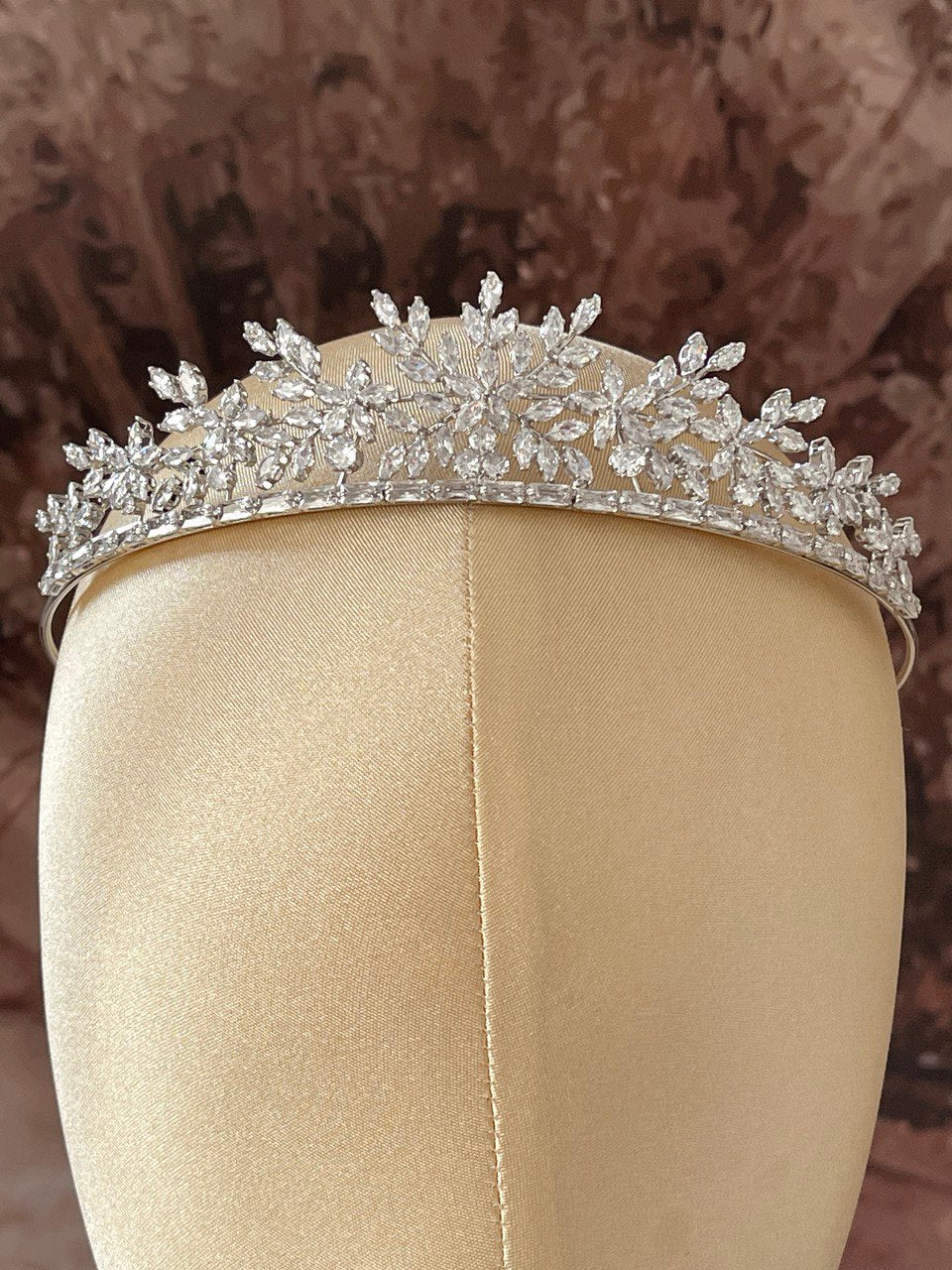 TIARA BH08