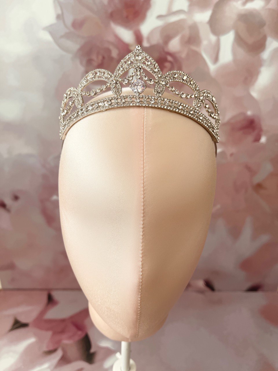 TIARA G4528-15