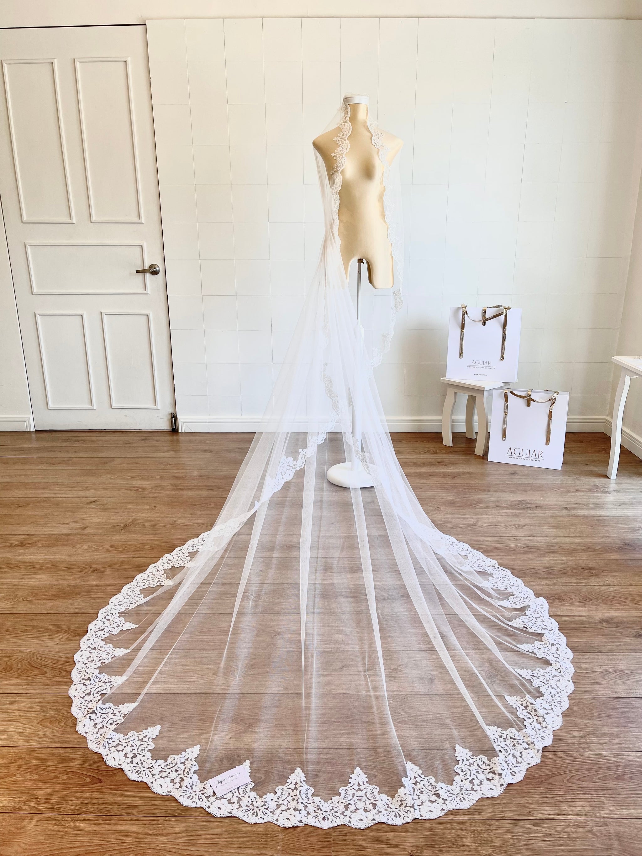 Velo De Novia Con Corona De Flor Bohemias, Velo Corto De Tul Con Borde Cortado De Una Capa, Cuentas De Lazo Decorado, Para Niñas, Envío Directo - AliExprs 320